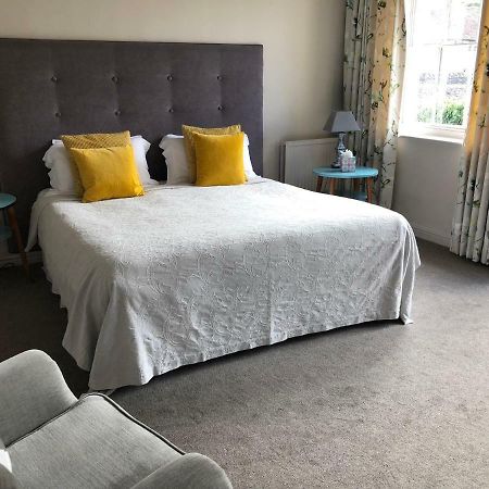 Host & Stay - The Raven Hotel Much Wenlock Exterior photo