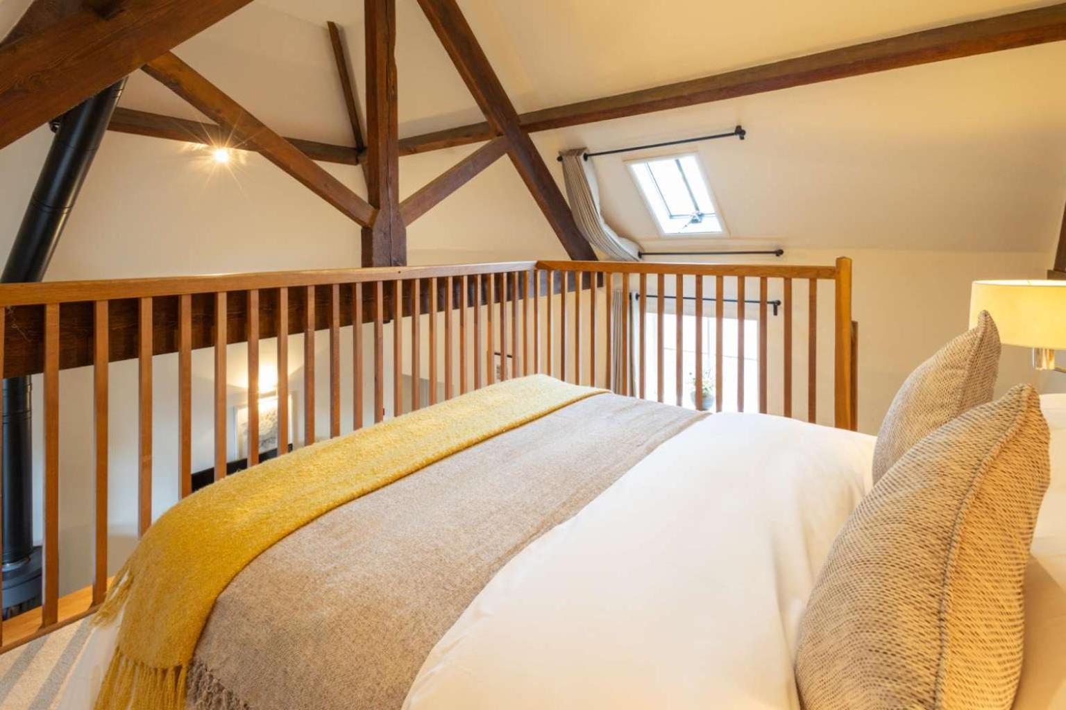 Host & Stay - The Raven Hotel Much Wenlock Exterior photo