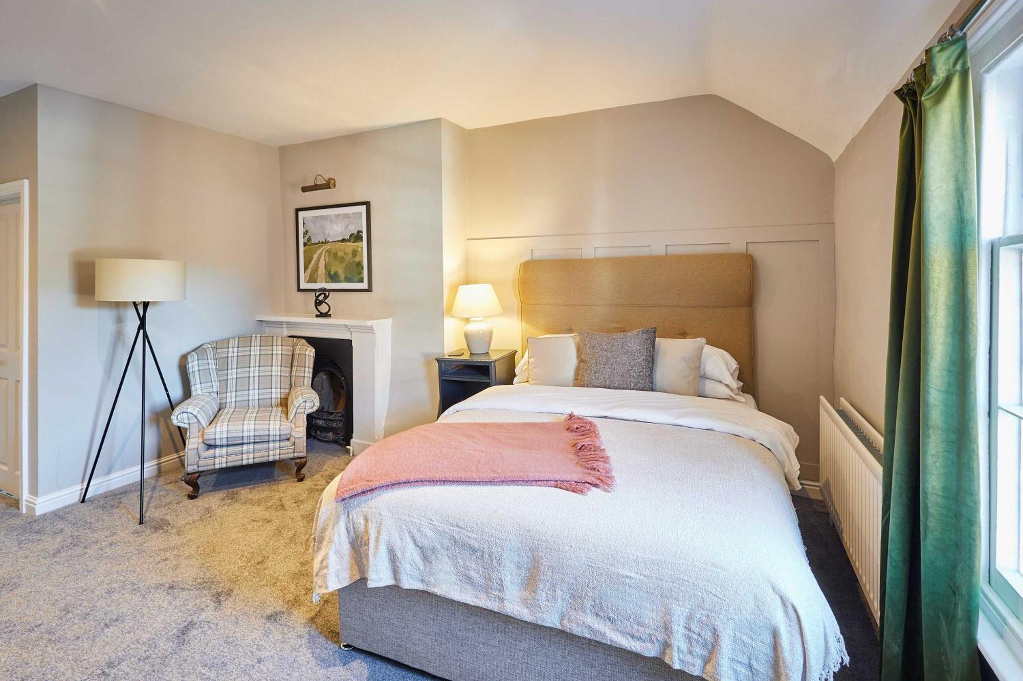 Host & Stay - The Raven Hotel Much Wenlock Exterior photo