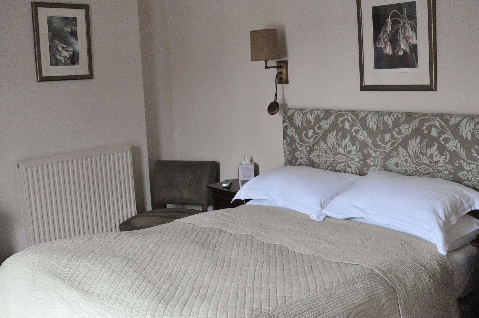 Host & Stay - The Raven Hotel Much Wenlock Exterior photo